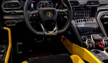 Lamborghini Urus Pearl Capsule full