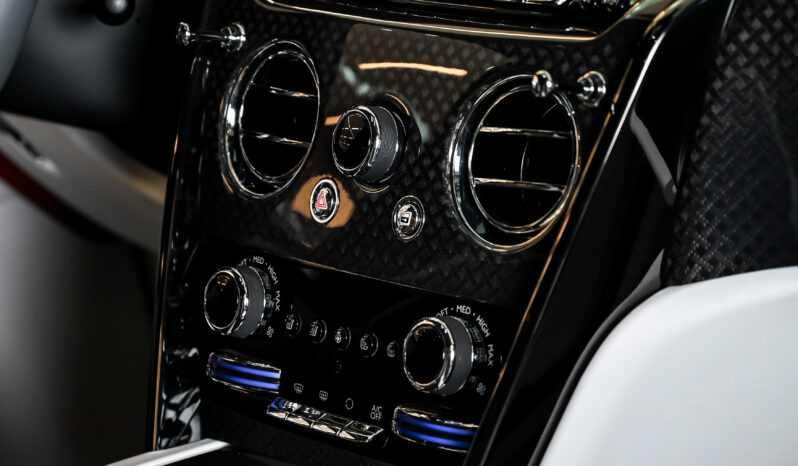 Rolls-Royce Cullinan Black Badge full