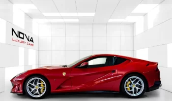 Ferrari 812 Superfast full