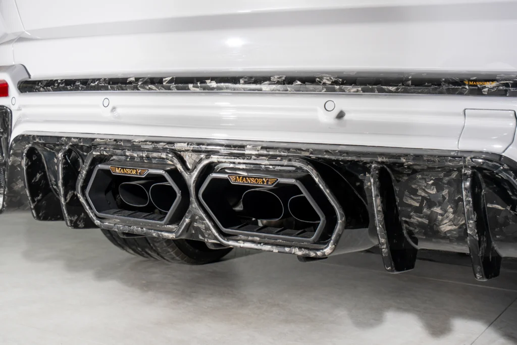 12 – REAR DIFFUSER & EXHAUST