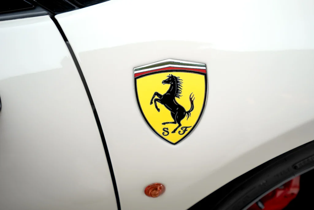 12 – SIDE BADGE