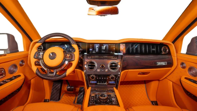 14 – INTERIOR WIDE DASH VIEW_11zon