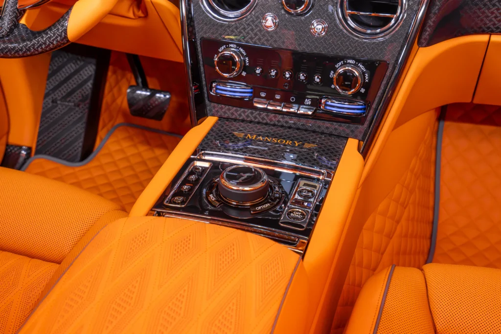 16 – CENTRE CONSOLE