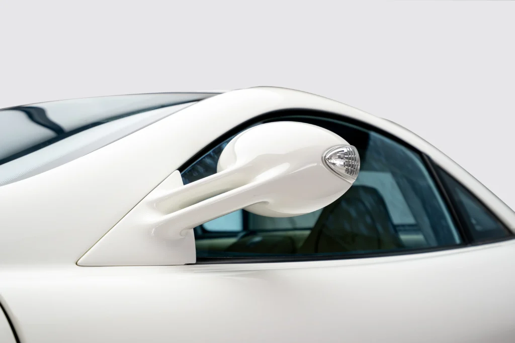 9 – Side Mirror [Close-Up]